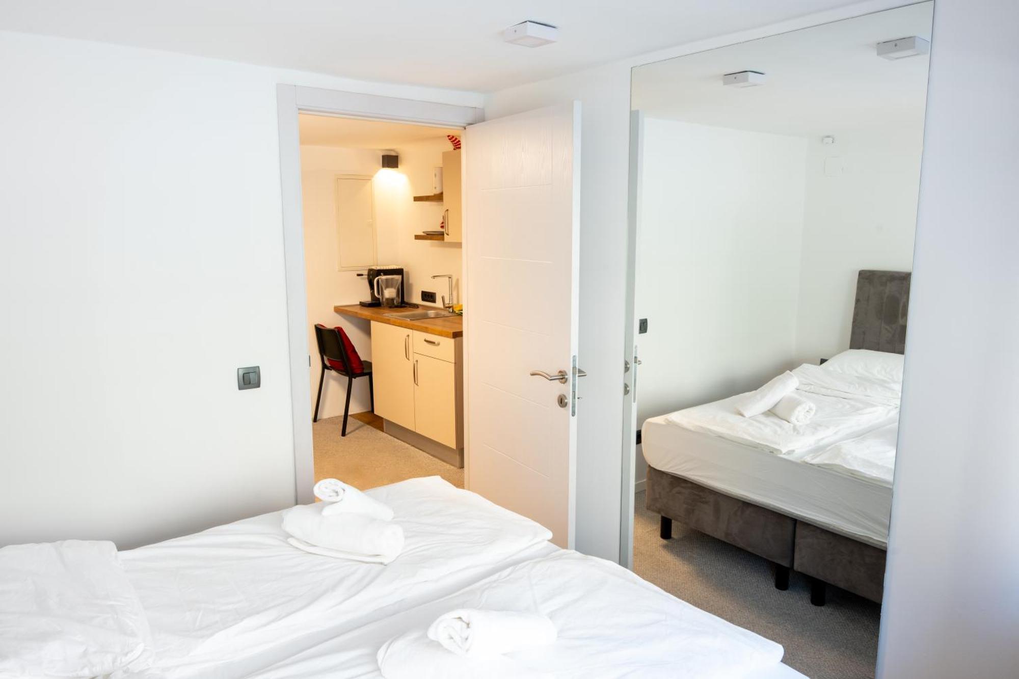 Staywithus , Ground Floor Загреб Экстерьер фото